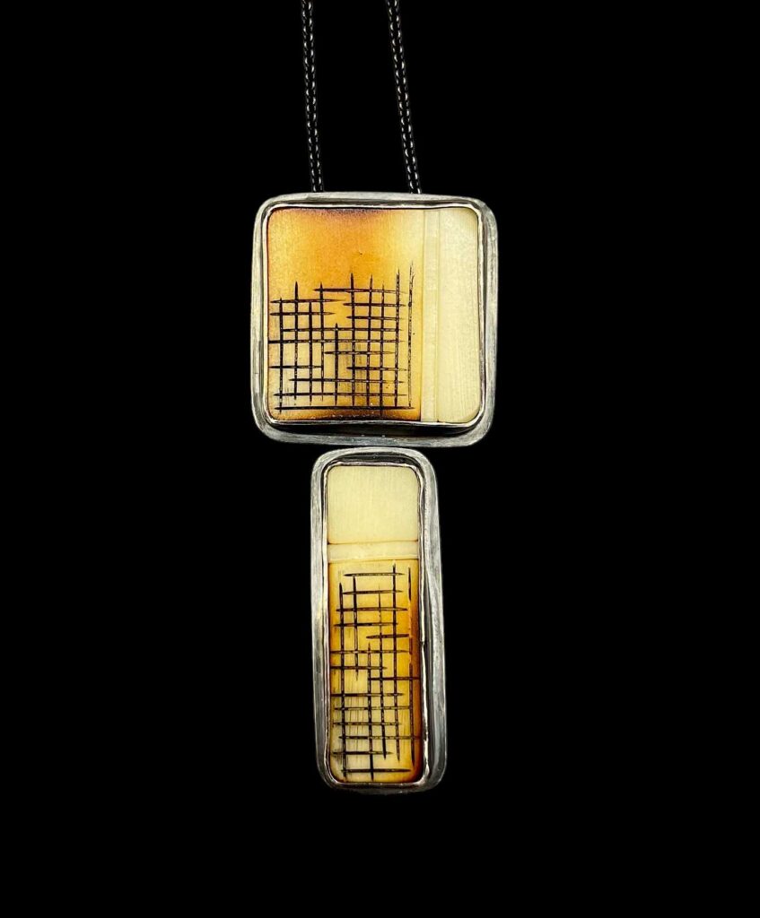 Tagua Natural 2 Pendant