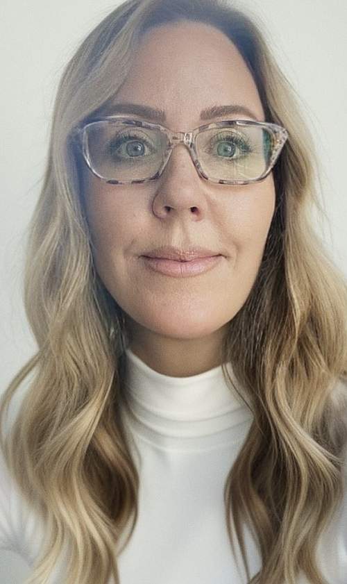 Nicole Hitchcock