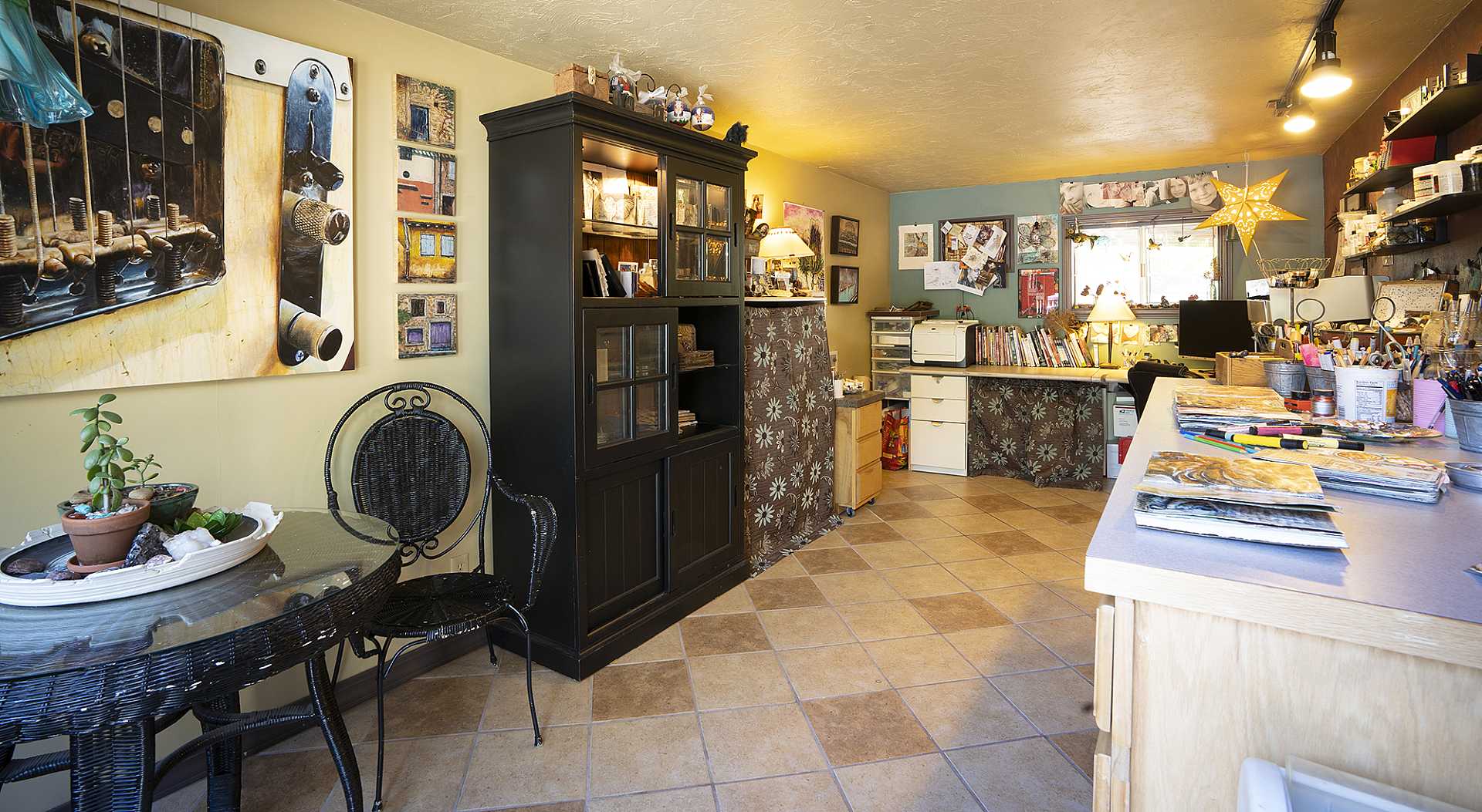 Lisa Cheney's Studio