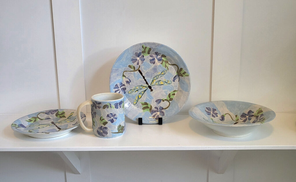 Humming bird place setting