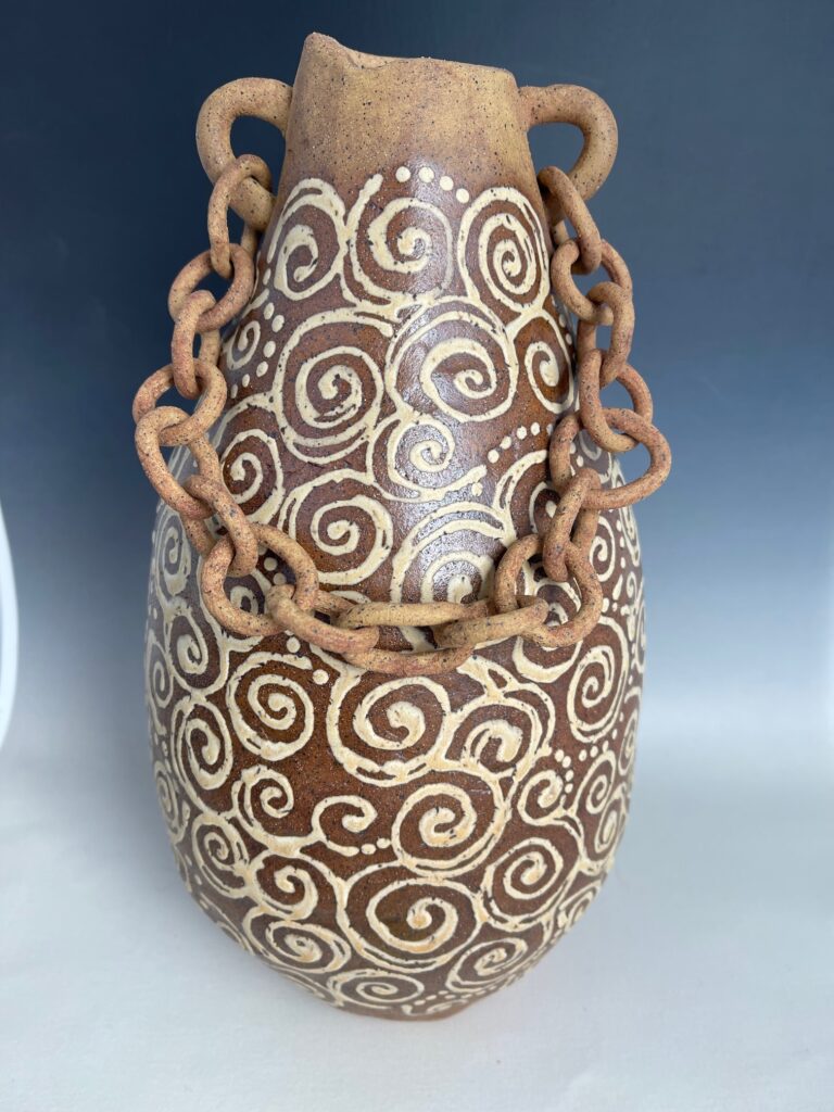 Swerl Vase